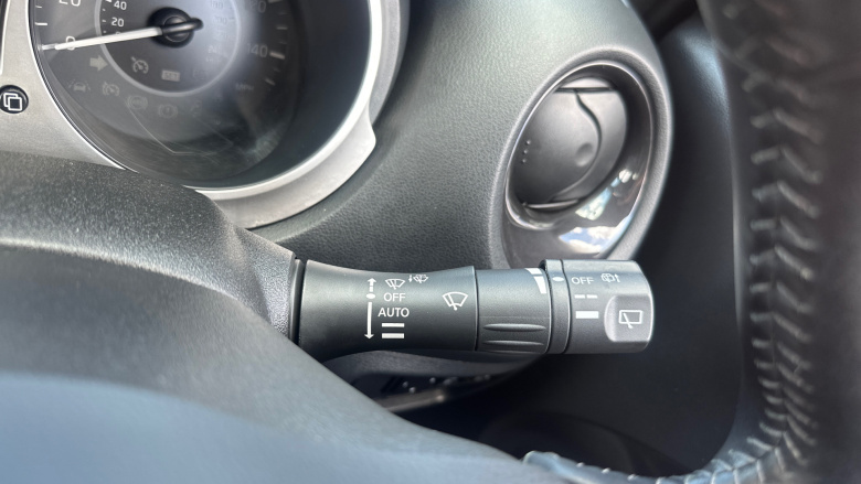 Nissan Juke 1.6 [112] Tekna 5dr CVT [Bose] Petrol Hatchback